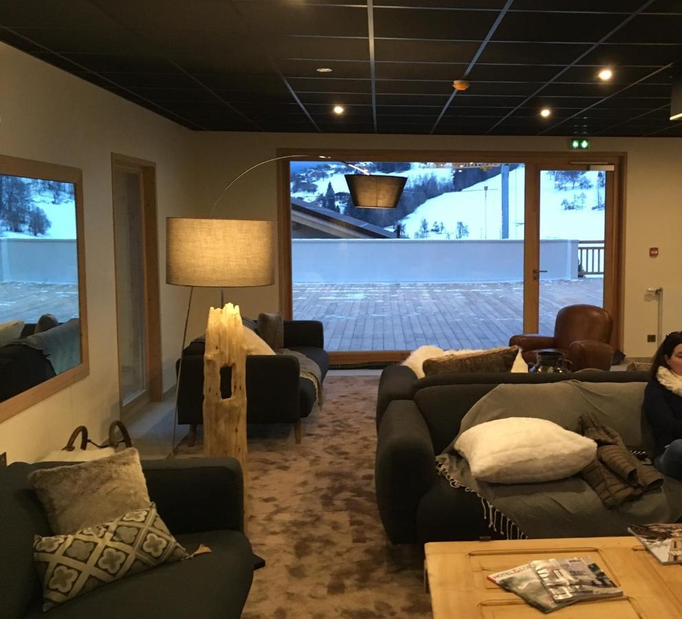 Luxury 2 Bedroom Apartment With View Of Mont Blanc Комблу Экстерьер фото