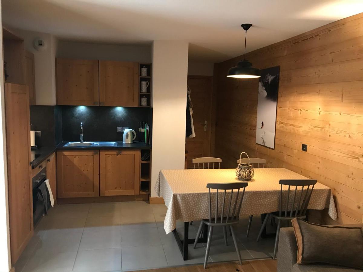 Luxury 2 Bedroom Apartment With View Of Mont Blanc Комблу Экстерьер фото